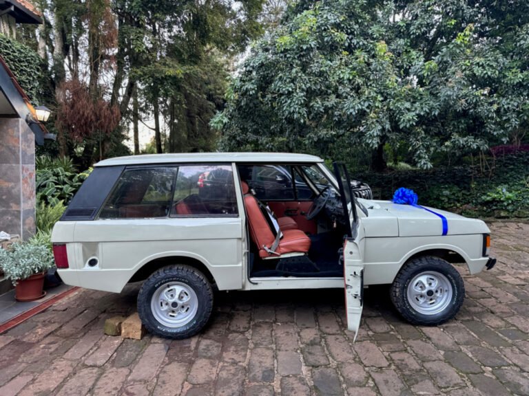 77rangerover.jpg