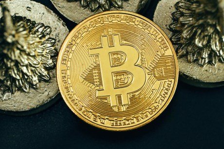 Bitcoin Price Crash Below $100,000 Not The End As Analyst Predicts Another 52% Jump